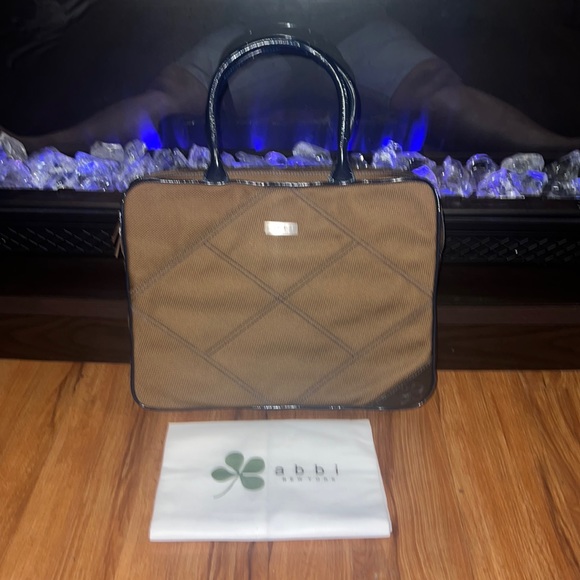 Abbi New York Bags Abbi New York Laptop Bag Comes With Dust Bag No